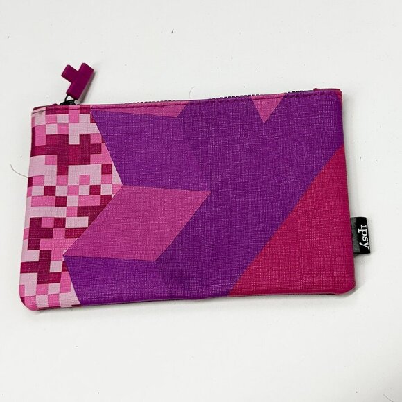 IPSY MAKE UP TRAVEL BAG - Picture 1 of 2